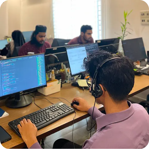 6sense HQ offshore React development team